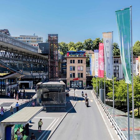 ホテル イビス スタイルズ ローザンヌ センター マッドハウス エクステリア 写真